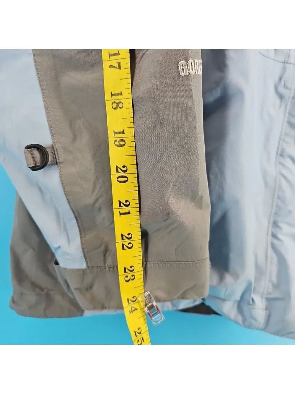 The North Face Summit Series GORE-TEX Jacket – Size L (Blue/Gray)